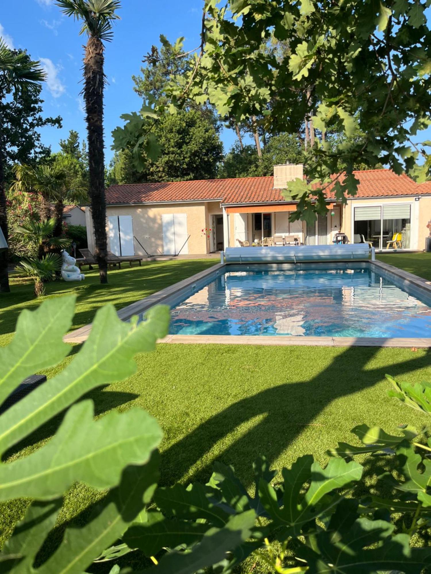 Villa Herbert, Chambres D'Hotes Et Gite Andernos-les-Bains Exteriör bild